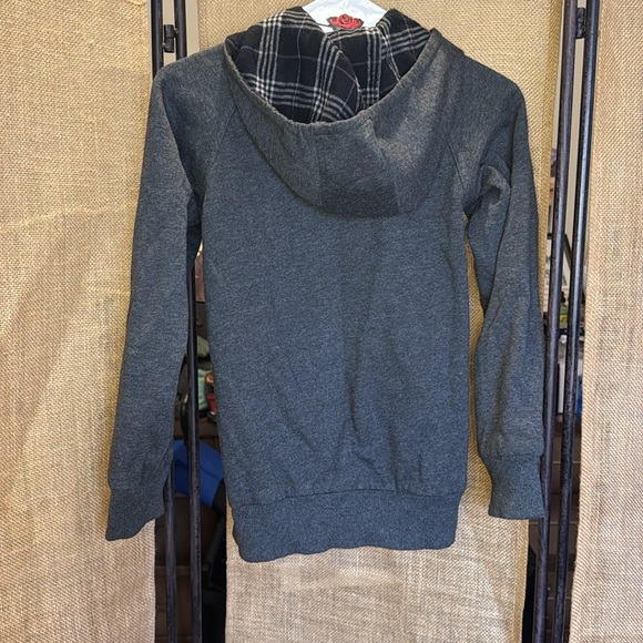 REVERSIBLE GREY & FLANNEL HOODIE - Picture 5 of 12